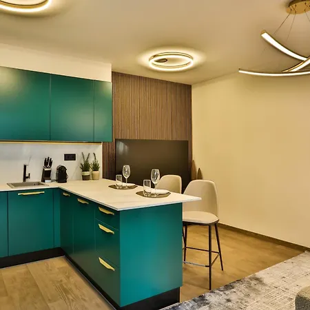 Sun Hill Luxury *
