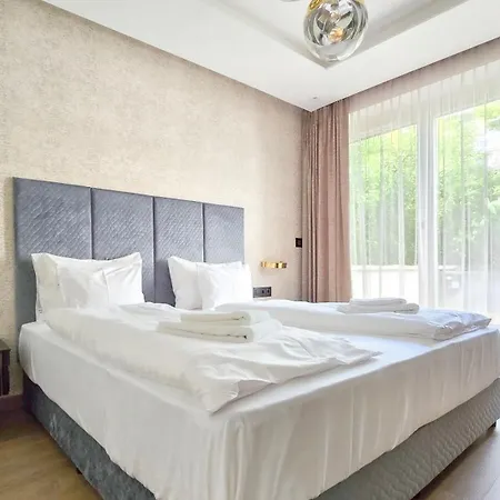 Sun Hill Luxury Lejlighed