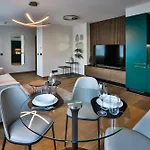 Sun Hill Luxury Apartamento *