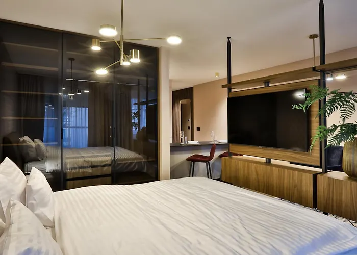 Sun Hill Luxury